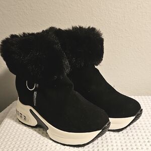 Black Fur Lined Platform Boots